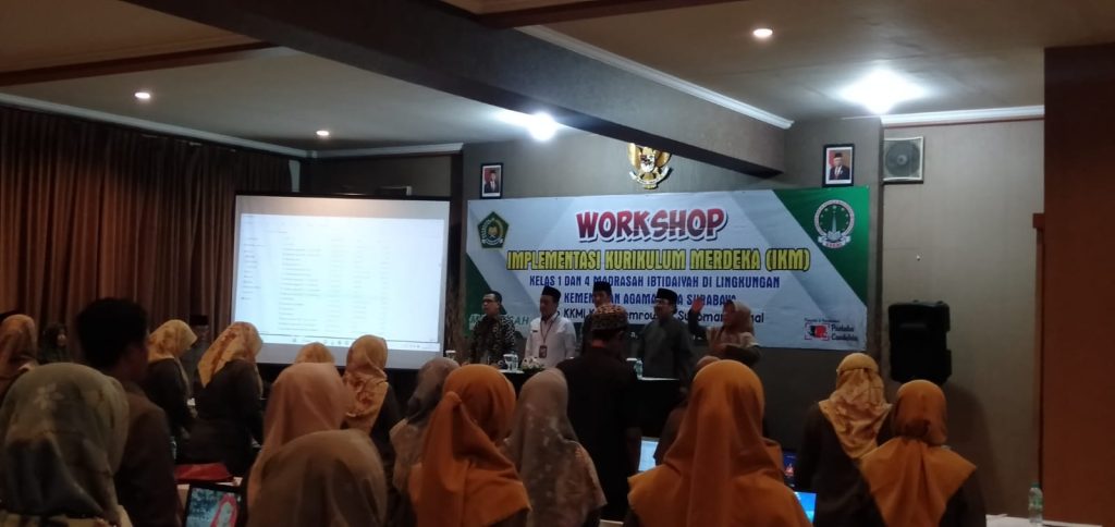 Workshop Implementasi Kurikulum Merdeka (IKM) yang digelar Kelompok Kerja Kepala Madrasah Ibtidaiyah Kedua Kecamatan itu.
